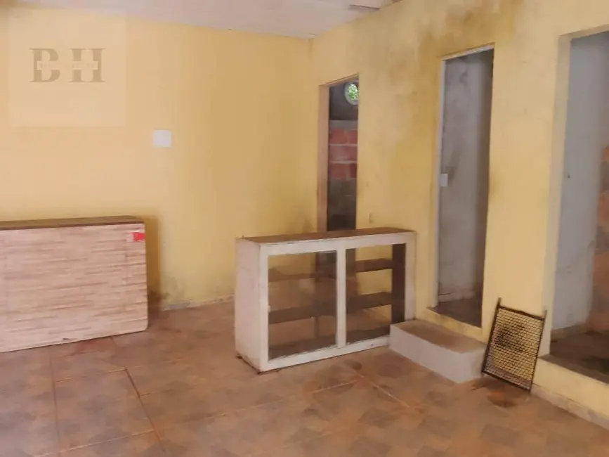 Loja com 1 quarto à venda em Mangaratiba - RJ - imagem 4 Foto 4 de Loja com 1 quarto à venda em Mangaratiba - RJ