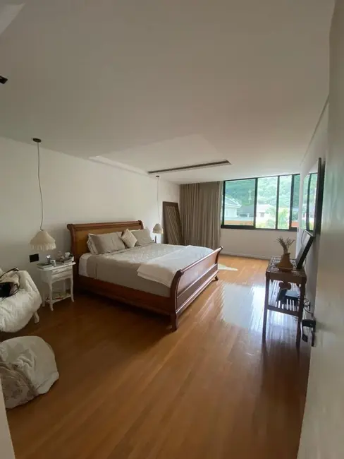 Casa de Condomínio com 5 quartos à venda, 520m2 em Recreio dos Bandeirantes, Rio De Janeiro - RJ - imagem 5 Foto 5 de Casa de Condomínio com 5 quartos à venda, 520m2 em Recreio dos Bandeirantes, Rio De Janeiro - RJ