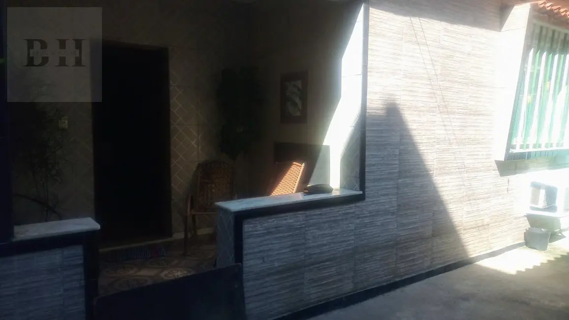 Foto 2 de Casa com 3 quartos à venda, 145m2 em Edson Passos, Mesquita - RJ