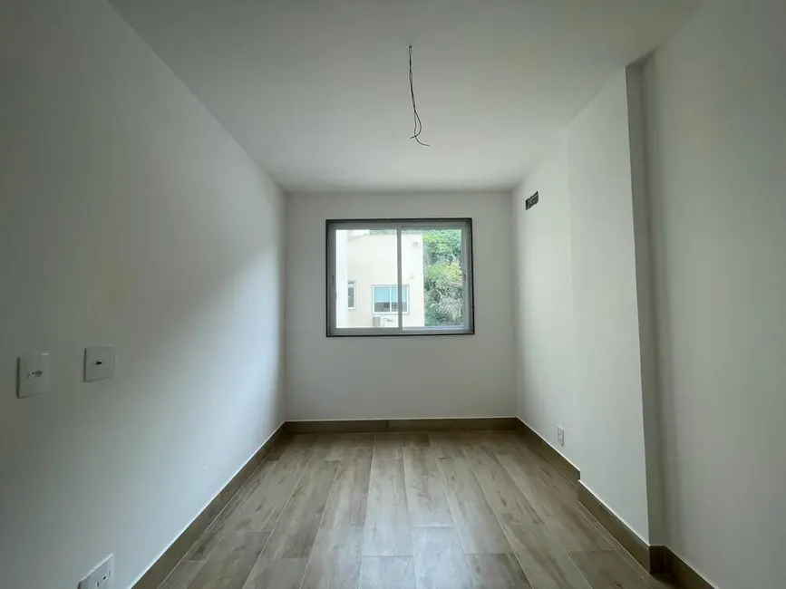 Apartamento com 2 quartos à venda, 67m2 em Botafogo, Rio De Janeiro - RJ - imagem 3 Foto 3 de Apartamento com 2 quartos à venda, 67m2 em Botafogo, Rio De Janeiro - RJ