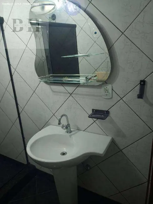 Casa com 3 quartos para alugar, 210m2 em Mangaratiba - RJ - imagem 8 Foto 8 de Casa com 3 quartos para alugar, 210m2 em Mangaratiba - RJ