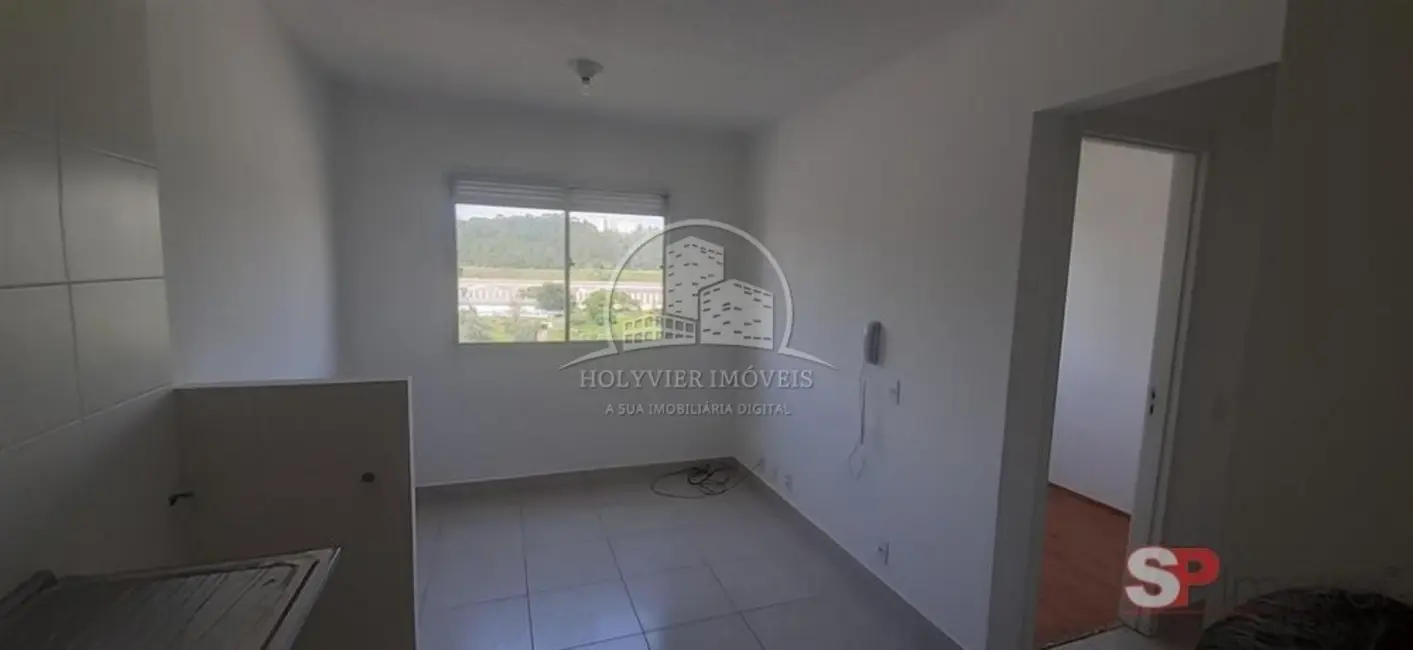 Foto 2 de Apartamento com 2 quartos para alugar, 32m2 em Colônia (Zona Leste), São Paulo - SP