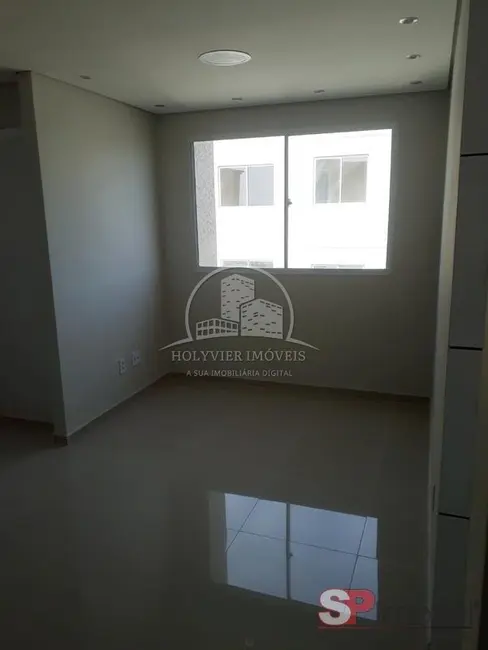 Foto 3 de Apartamento com 2 quartos para alugar, 40m2 em Jardim Lourdes, São Paulo - SP