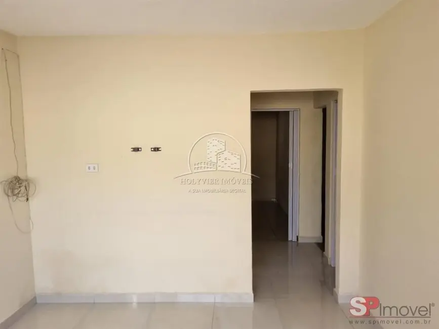 Casa com 2 quartos para alugar, 40m2 em Jardim São Francisco, São Paulo - SP - imagem 4 Foto 4 de Casa com 2 quartos para alugar, 40m2 em Jardim São Francisco, São Paulo - SP