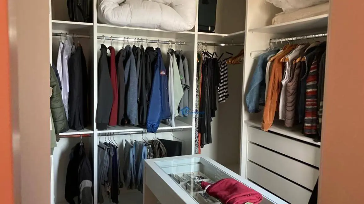 Sobrado com 3 quartos à venda e para alugar, 438m2 em Jardim Residencial Alto de Itaici, Indaiatuba - SP - imagem 9 Foto 9 de Sobrado com 3 quartos à venda e para alugar, 438m2 em Jardim Residencial Alto de Itaici, Indaiatuba - SP