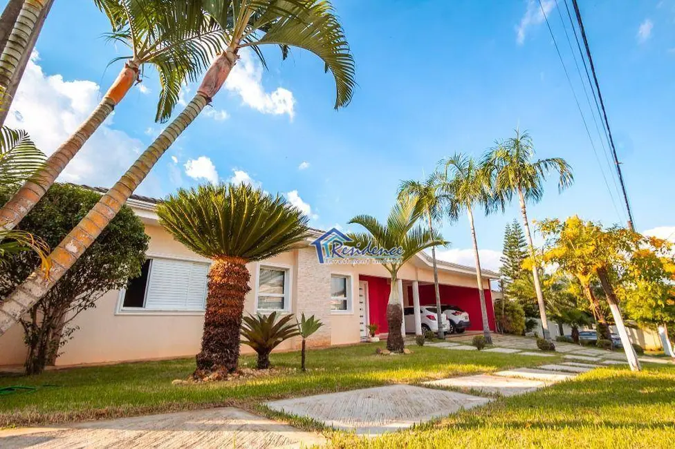 Casa de Condomínio com 3 quartos à venda, 664m2 em Jardim Residencial Villa Suíça, Indaiatuba - SP - imagem 3 Foto 3 de Casa de Condomínio com 3 quartos à venda, 664m2 em Jardim Residencial Villa Suíça, Indaiatuba - SP