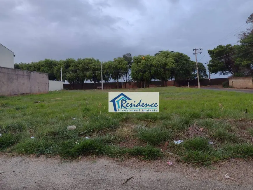 Foto 3 de Terreno / Lote à venda, 295m2 em Helvétia Country, Indaiatuba - SP