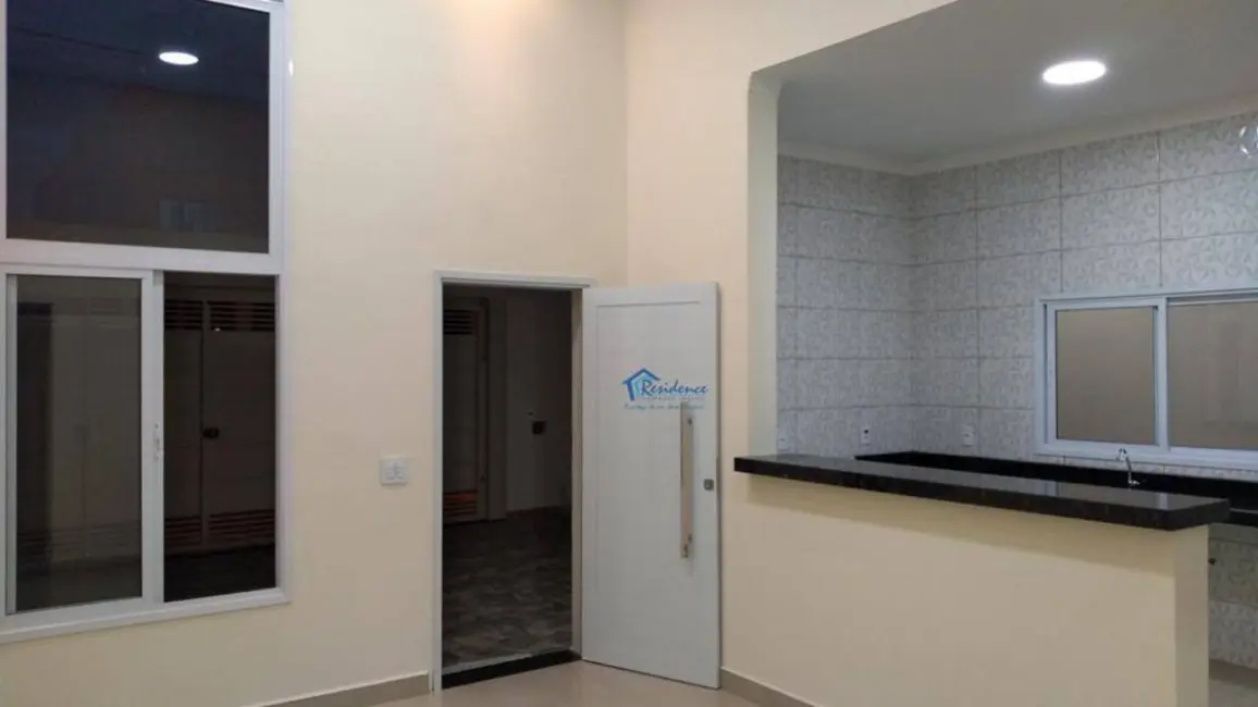 Foto 9 de Casa com 2 quartos à venda, 225m2 em Salto - SP