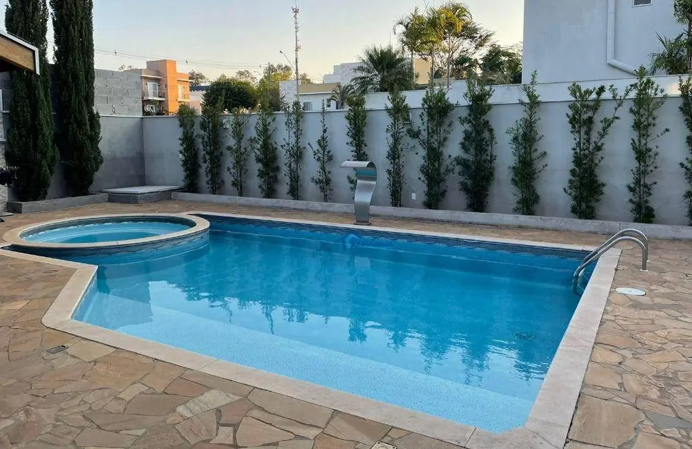 Foto 2 de Sobrado com 4 quartos à venda, 402m2 em Jardim Residencial Alto de Itaici, Indaiatuba - SP