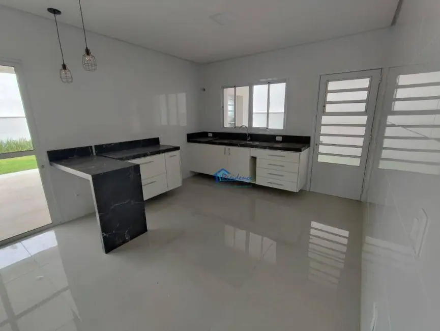 Foto 2 de Sobrado com 3 quartos à venda, 330m2 em Jardim Residencial Alto de Itaici, Indaiatuba - SP