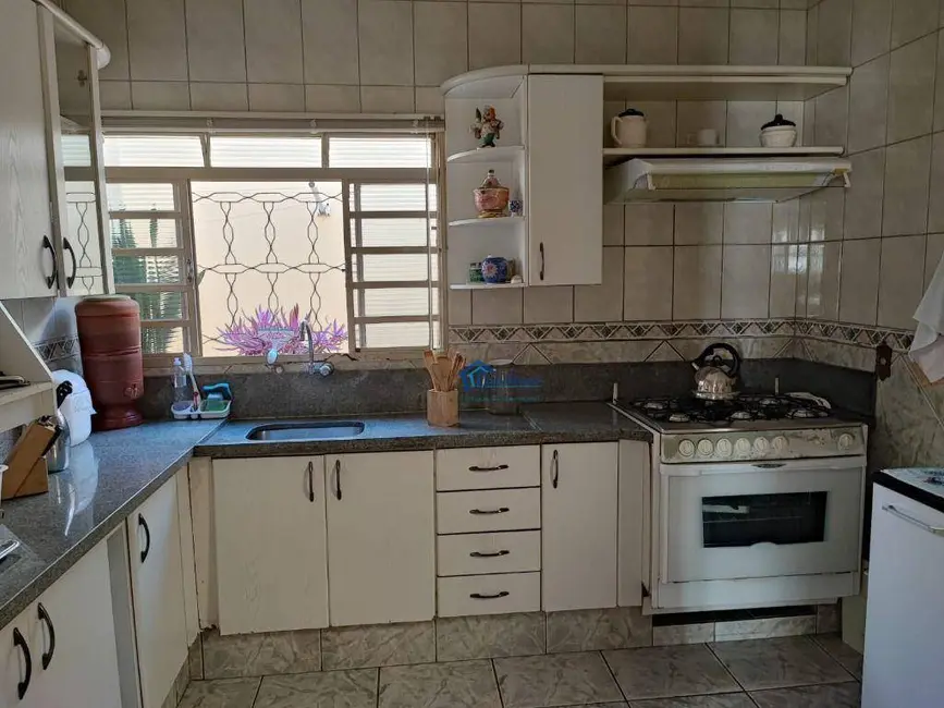 Foto 3 de Casa com 3 quartos à venda, 150m2 em Vila Georgina, Indaiatuba - SP