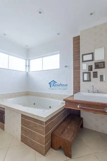 Foto 3 de Sobrado com 3 quartos à venda, 420m2 em Indaiatuba - SP