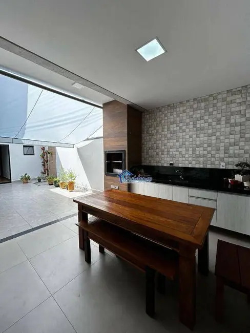Foto 2 de Casa de Condomínio com 3 quartos à venda, 220m2 em Jardim Mantova, Indaiatuba - SP