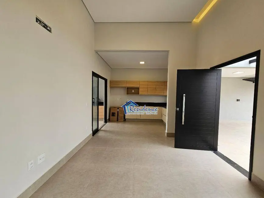 Foto 4 de Casa com 3 quartos à venda, 150m2 em Indaiatuba - SP