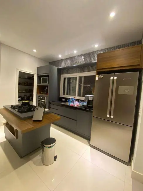 Foto 6 de Sobrado com 3 quartos à venda, 200m2 em Jardim Bréscia, Indaiatuba - SP