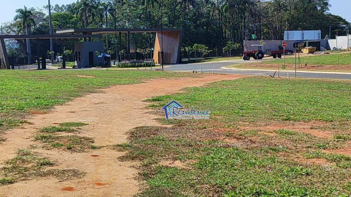 Foto 2 de Terreno / Lote à venda, 360m2 em Indaiatuba - SP