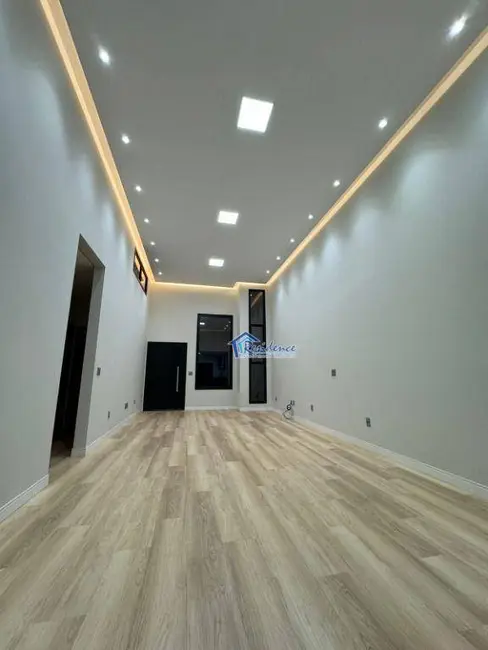 Foto 3 de Casa de Condomínio com 3 quartos à venda e para alugar, 250m2 em Cabreuva - SP