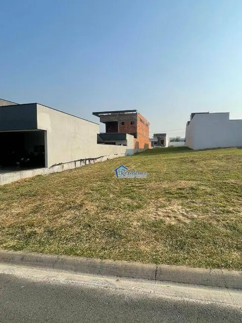 Foto 1 de Terreno / Lote à venda, 326m2 em Caldeira, Indaiatuba - SP