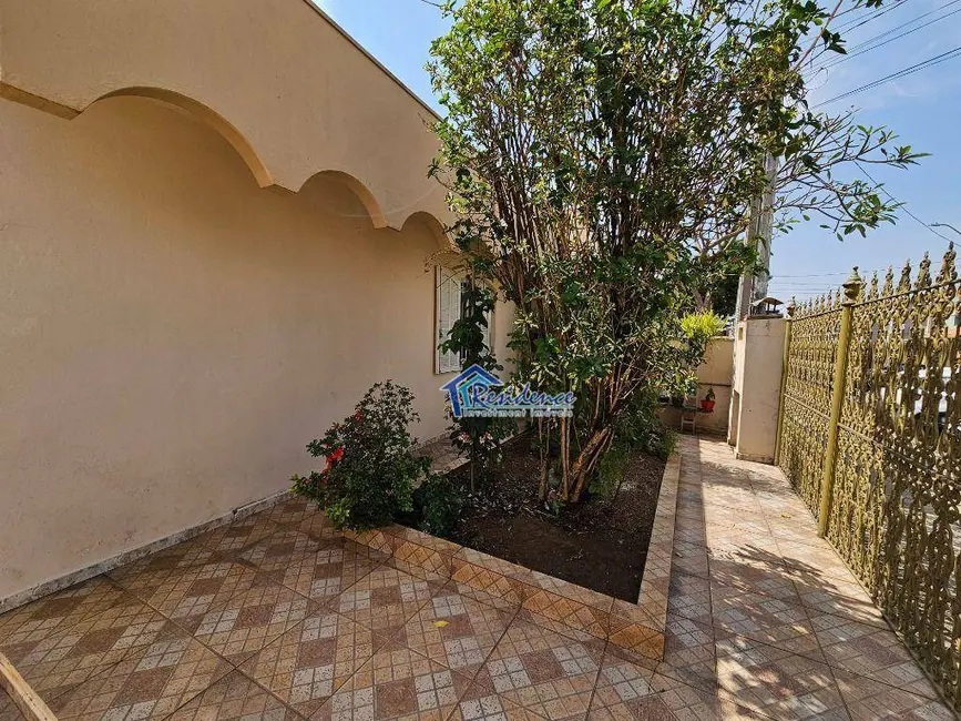 Casa com 2 quartos à venda, 250m2 em Jardim Pau Preto, Indaiatuba - SP - imagem 2 Foto 2 de Casa com 2 quartos à venda, 250m2 em Jardim Pau Preto, Indaiatuba - SP