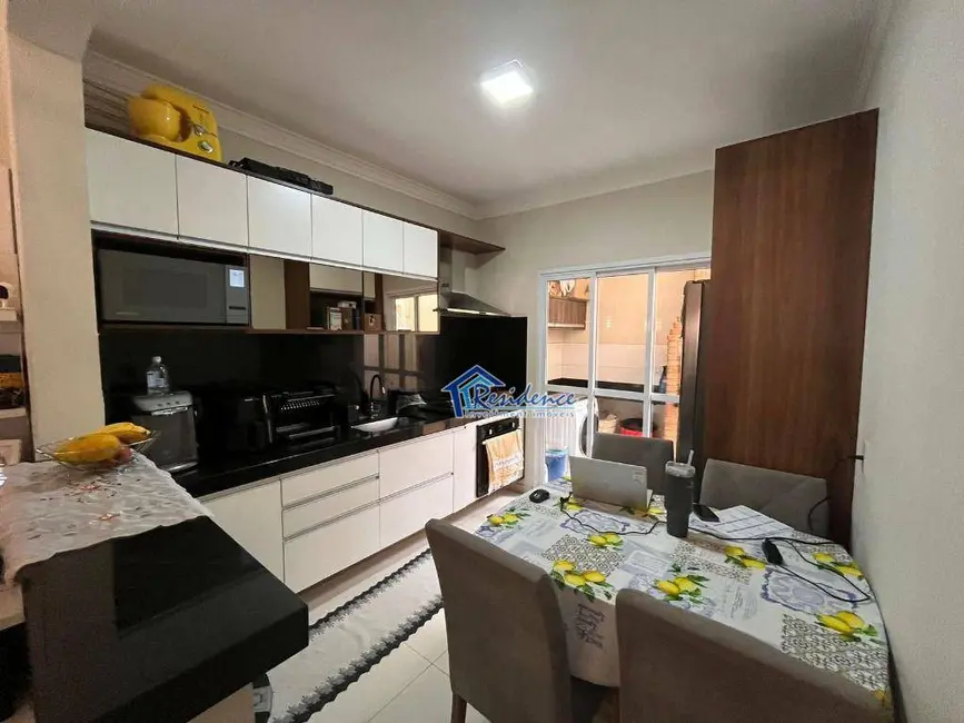 Foto 2 de Casa com 2 quartos à venda, 90m2 em Vila Furlan, Indaiatuba - SP