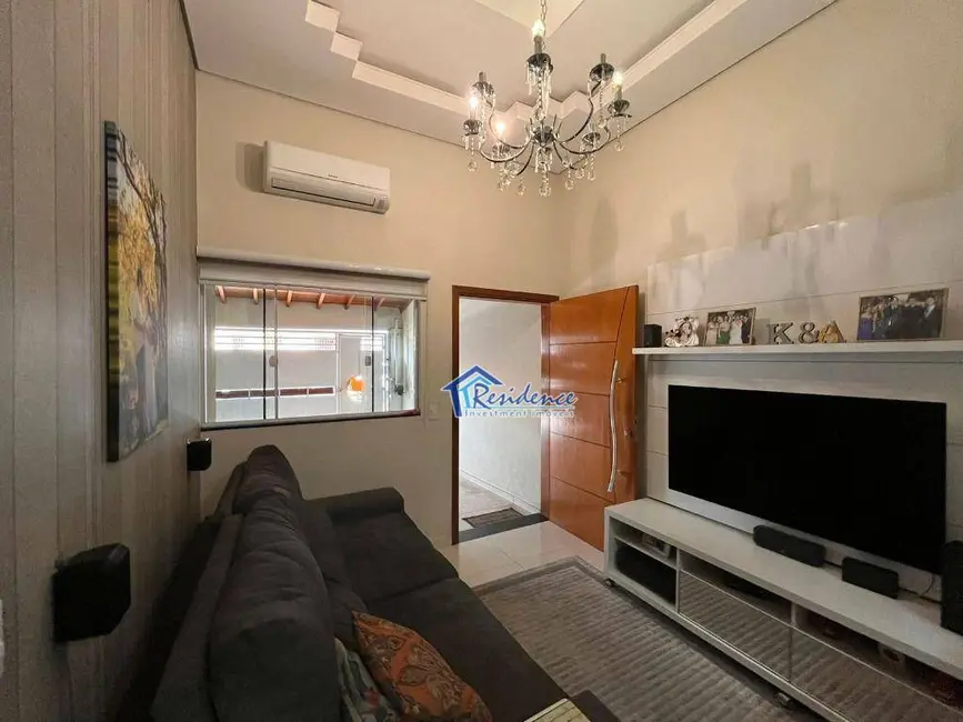 Foto 1 de Casa com 2 quartos à venda, 90m2 em Vila Furlan, Indaiatuba - SP