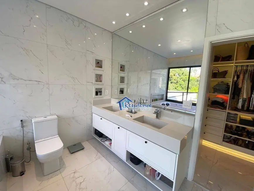 Foto 6 de Sobrado com 5 quartos à venda, 250m2 em Jardim Bela Vista, Indaiatuba - SP