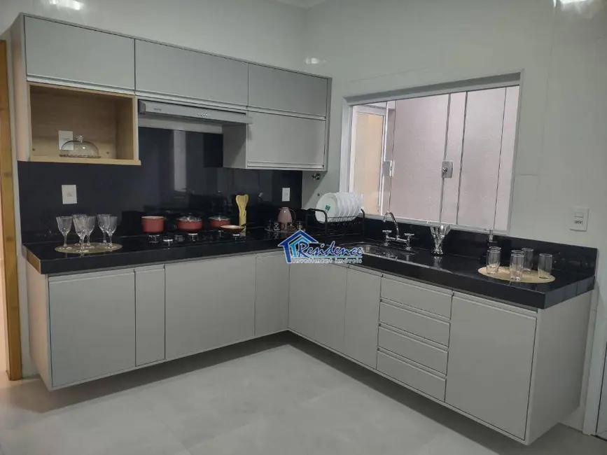 Foto 1 de Casa com 3 quartos à venda, 125m2 em Vila Furlan, Indaiatuba - SP