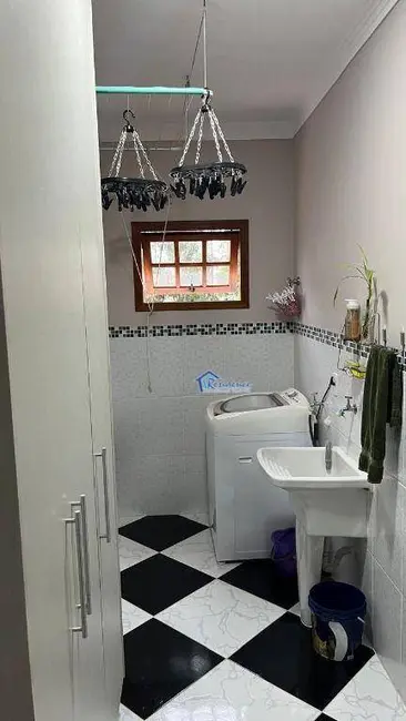 Foto 4 de Sobrado com 3 quartos à venda, 250m2 em Jardim Bela Vista, Indaiatuba - SP