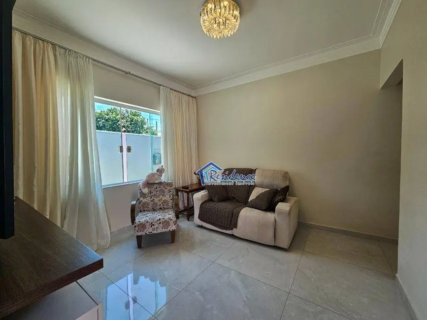 Foto 2 de Casa com 2 quartos à venda, 250m2 em Vila Avaí, Indaiatuba - SP