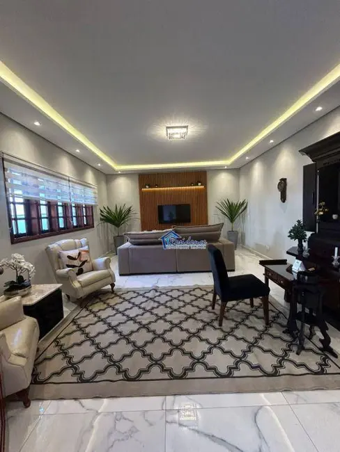 Foto 1 de Casa com 4 quartos à venda, 300m2 em Vila Suíça, Indaiatuba - SP