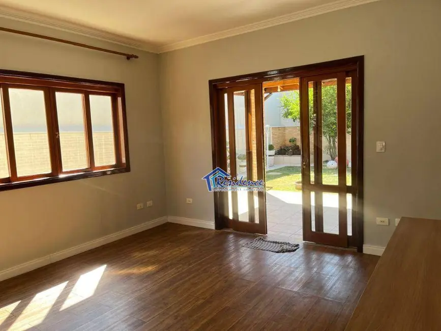 Sobrado com 4 quartos à venda e para alugar, 360m2 em Vila Avaí, Indaiatuba - SP - imagem 9 Foto 9 de Sobrado com 4 quartos à venda e para alugar, 360m2 em Vila Avaí, Indaiatuba - SP