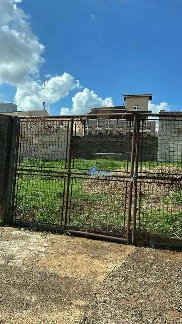 Foto 1 de Terreno / Lote à venda, 360m2 em Vila Avaí, Indaiatuba - SP