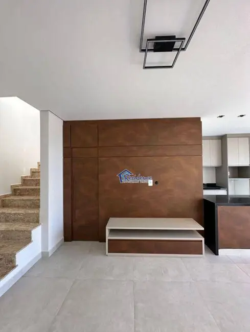 Casa de Condomínio com 3 quartos à venda, 216m2 em Indaiatuba - SP - imagem 4 Foto 4 de Casa de Condomínio com 3 quartos à venda, 216m2 em Indaiatuba - SP