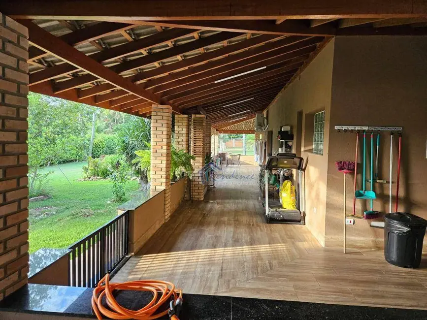 Foto 4 de Chácara com 5 quartos à venda, 10000m2 em Salto - SP