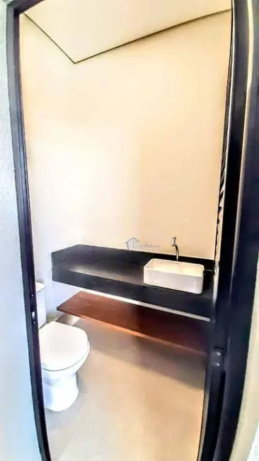 Casa de Condomínio com 3 quartos para alugar, 250m2 em Jardim Residencial Viena, Indaiatuba - SP - imagem 4 Foto 4 de Casa de Condomínio com 3 quartos para alugar, 250m2 em Jardim Residencial Viena, Indaiatuba - SP