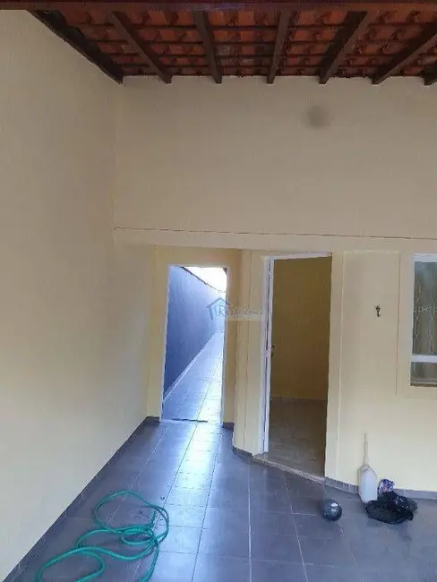 Casa com 2 quartos para alugar, 125m2 em Jardim Primavera, Indaiatuba - SP - imagem 2 Foto 2 de Casa com 2 quartos para alugar, 125m2 em Jardim Primavera, Indaiatuba - SP