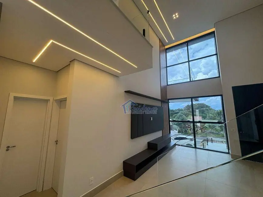 Foto 9 de Sobrado com 3 quartos à venda, 360m2 em Indaiatuba - SP