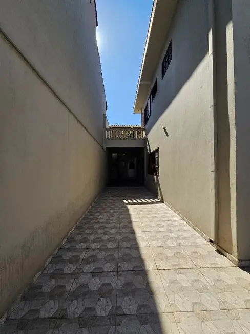 Sobrado com 6 quartos à venda e para alugar, 500m2 em Jardim Regina, Indaiatuba - SP - imagem 6 Foto 6 de Sobrado com 6 quartos à venda e para alugar, 500m2 em Jardim Regina, Indaiatuba - SP