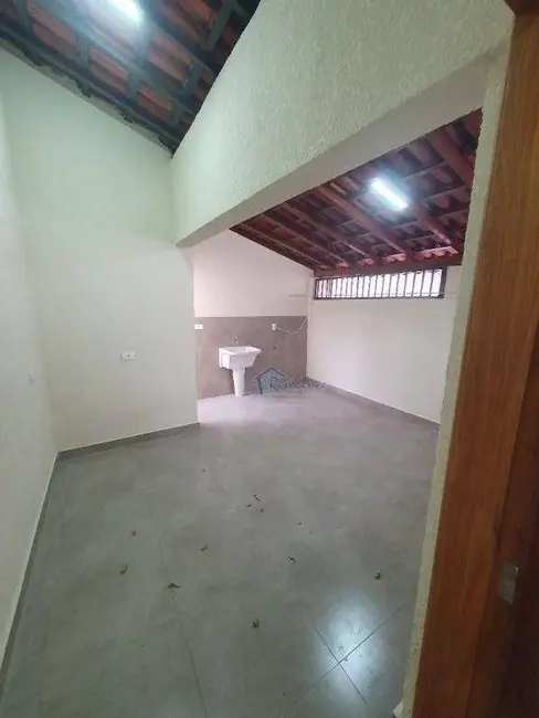 Foto 2 de Casa com 2 quartos para alugar, 250m2 em Jardim Morada do Sol, Indaiatuba - SP