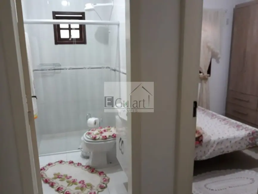 Apartamento com 6 quartos à venda, 240m2 em Harmonia, Canoas - RS - imagem 9 Foto 9 de Apartamento com 6 quartos à venda, 240m2 em Harmonia, Canoas - RS