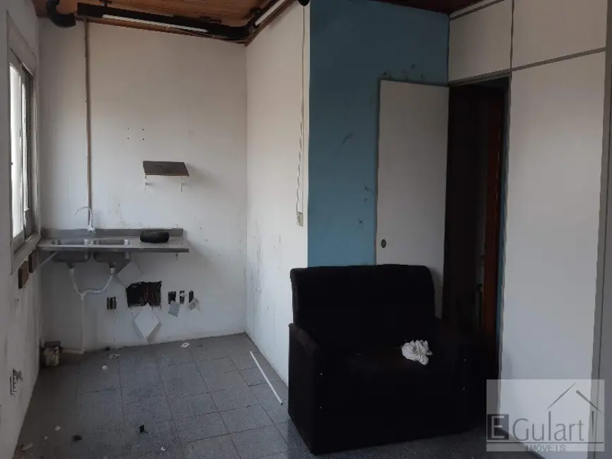 Loja à venda e para alugar, 245m2 em São Geraldo, Porto Alegre - RS - imagem 8 Foto 8 de Loja à venda e para alugar, 245m2 em São Geraldo, Porto Alegre - RS