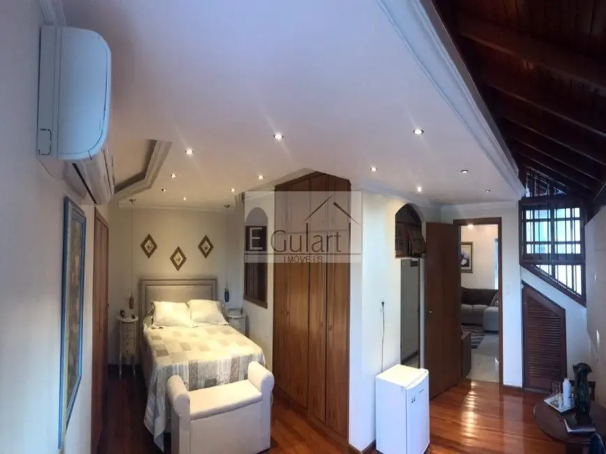 Foto 3 de Sobrado com 3 quartos à venda, 323m2 em Niterói, Canoas - RS