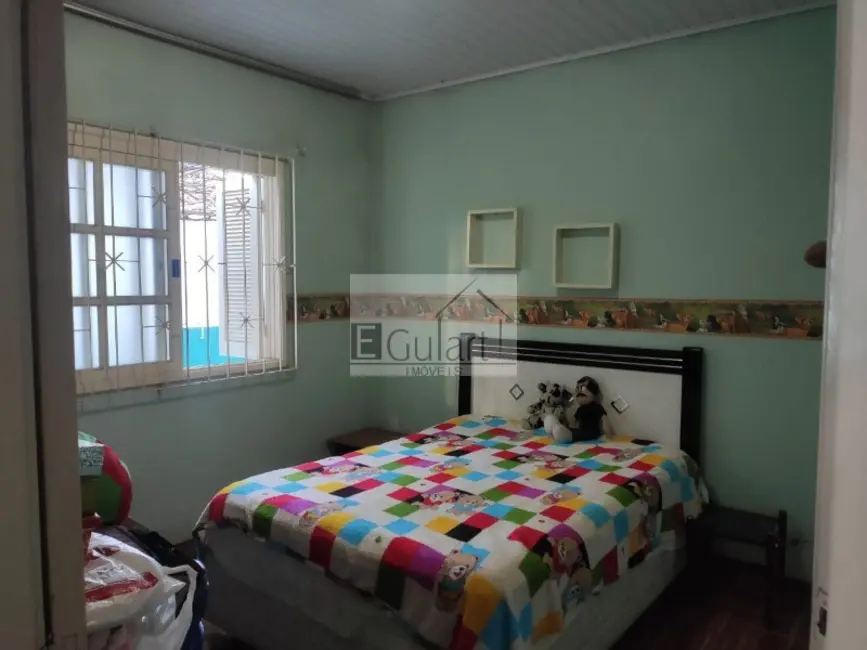 Casa com 3 quartos à venda, 230m2 em Harmonia, Canoas - RS - imagem 6 Foto 6 de Casa com 3 quartos à venda, 230m2 em Harmonia, Canoas - RS