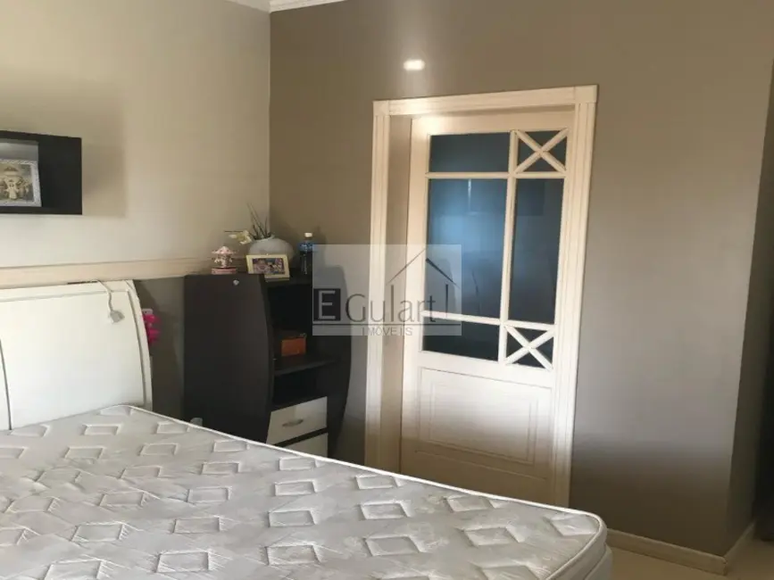 Foto 3 de Sobrado com 3 quartos à venda, 160m2 em Canoas - RS