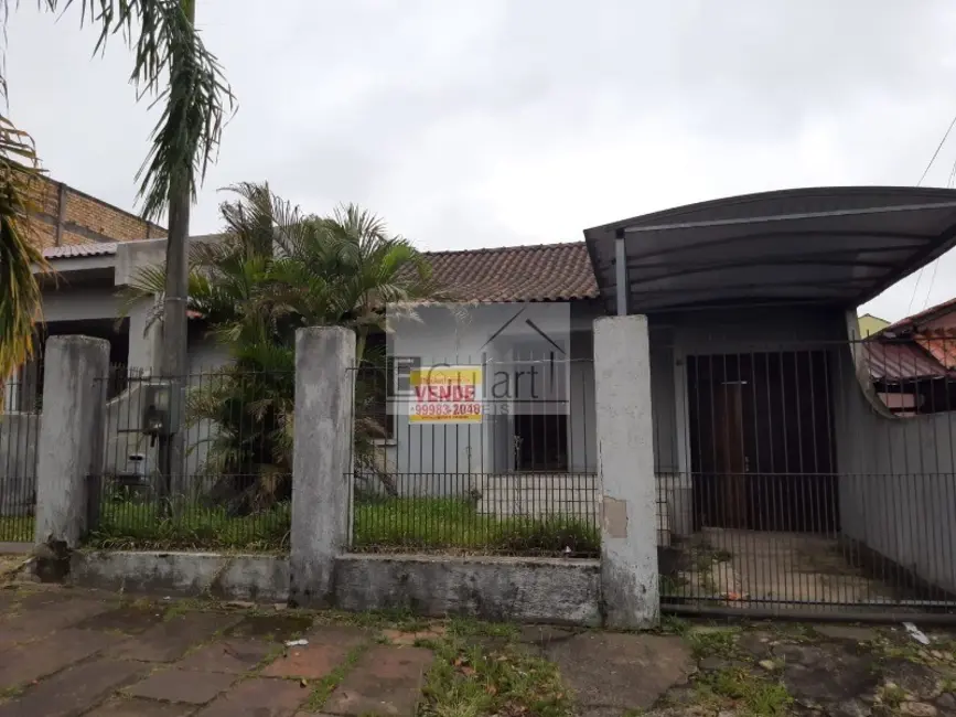 Casa com 4 quartos à venda, 140m2 em Nossa Senhora das Graças, Canoas - RS - imagem 2 Foto 2 de Casa com 4 quartos à venda, 140m2 em Nossa Senhora das Graças, Canoas - RS