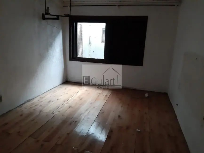 Casa com 4 quartos à venda, 140m2 em Nossa Senhora das Graças, Canoas - RS - imagem 7 Foto 7 de Casa com 4 quartos à venda, 140m2 em Nossa Senhora das Graças, Canoas - RS