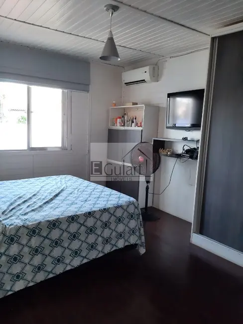 Casa com 3 quartos à venda, 171m2 em Canoas - RS - imagem 4 Foto 4 de Casa com 3 quartos à venda, 171m2 em Canoas - RS