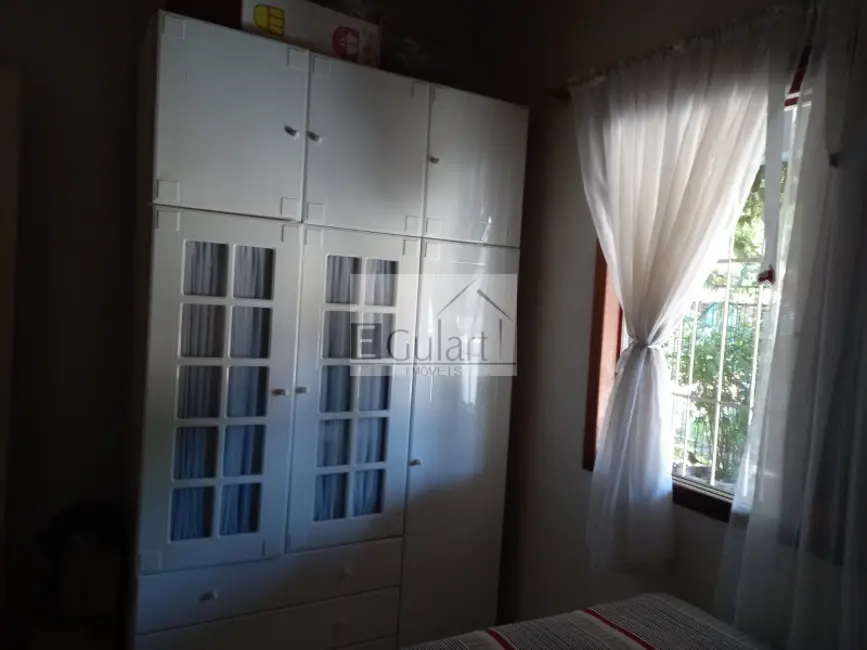 Casa com 3 quartos à venda, 140m2 em Canoas - RS - imagem 9 Foto 9 de Casa com 3 quartos à venda, 140m2 em Canoas - RS