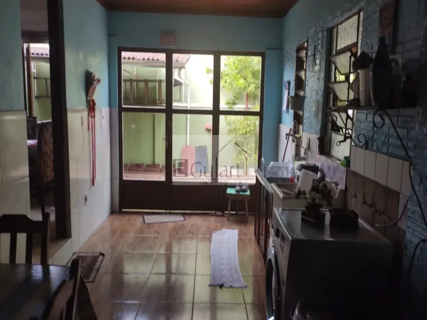 Foto 3 de Casa com 4 quartos à venda, 150m2 em Harmonia, Canoas - RS