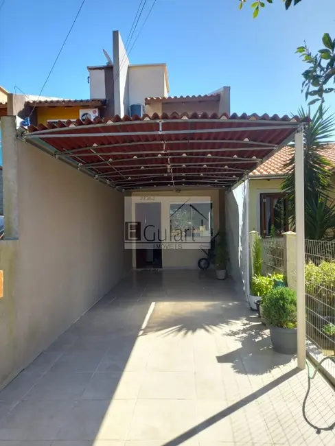 Casa com 2 quartos à venda, 70m2 em Tramandai - RS - imagem 2 Foto 2 de Casa com 2 quartos à venda, 70m2 em Tramandai - RS